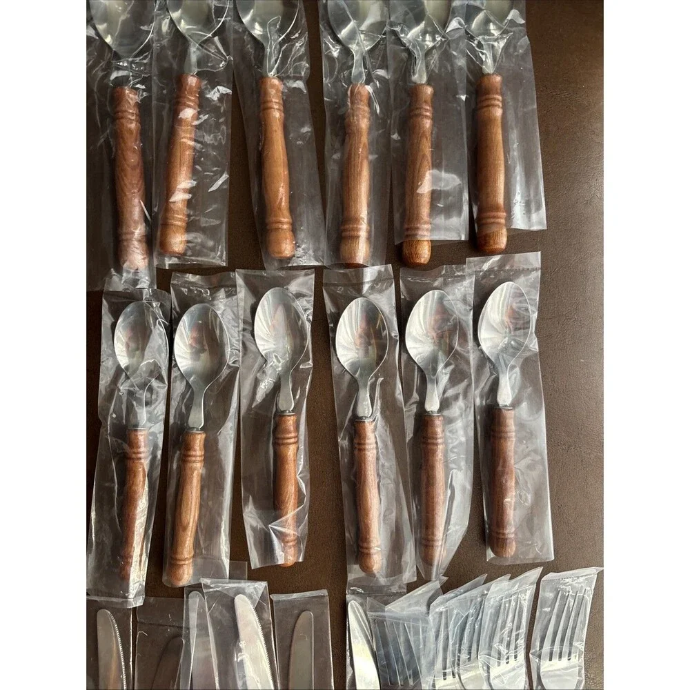 MCM Lifetime Cutlery Colonial Style Black Pine Handle Flatware New 24 Pieces Set